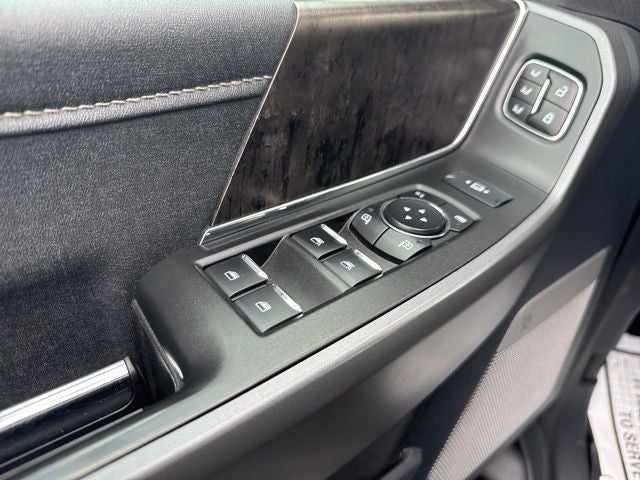 2024 Ford F-450SD Lariat DRW