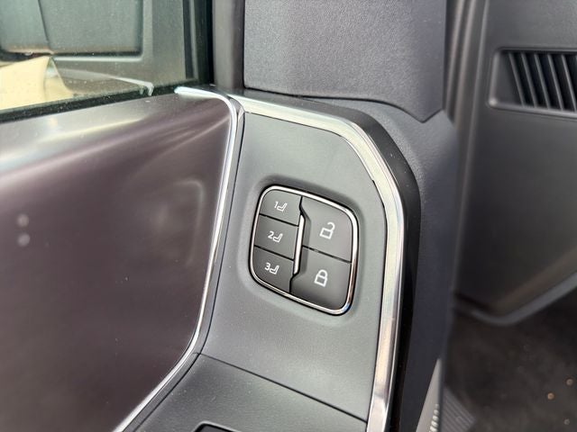 2026 Ford F-450SD Platinum DRW
