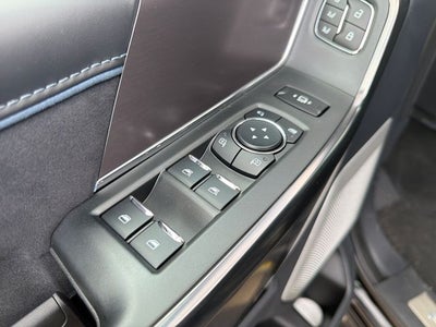 2026 Ford F-450SD Platinum DRW