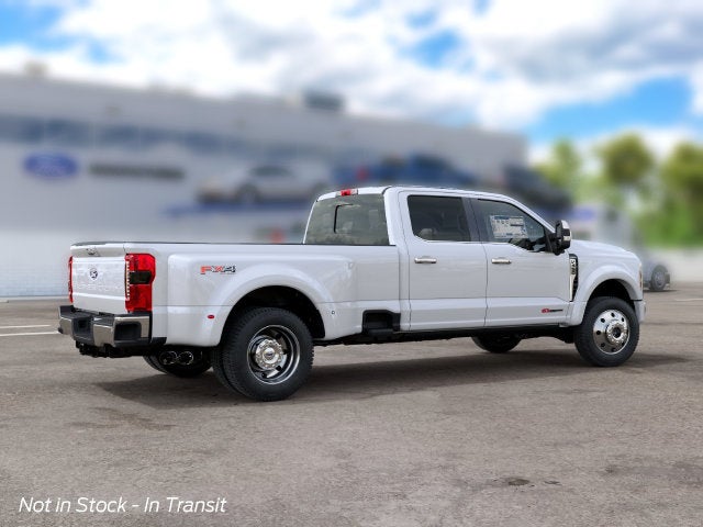 2027 Ford F-450SD Lariat DRW