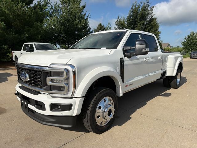 2026 Ford F-450SD Platinum DRW