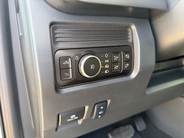2026 Ford F-450SD Platinum DRW