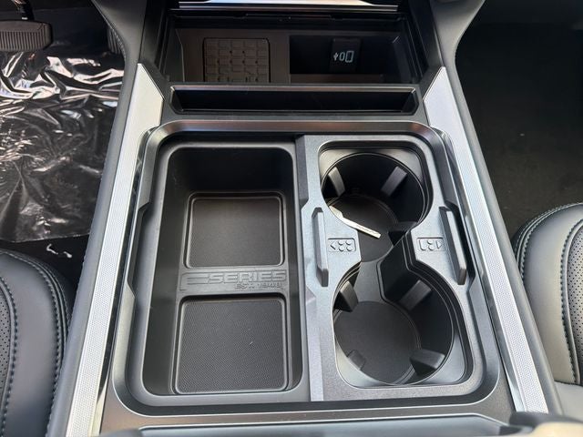 2026 Ford F-450SD Platinum DRW