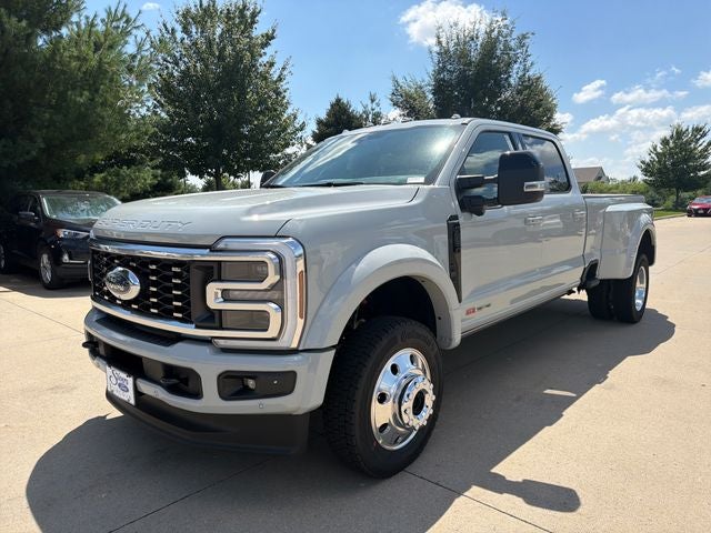2026 Ford F-450SD Platinum DRW