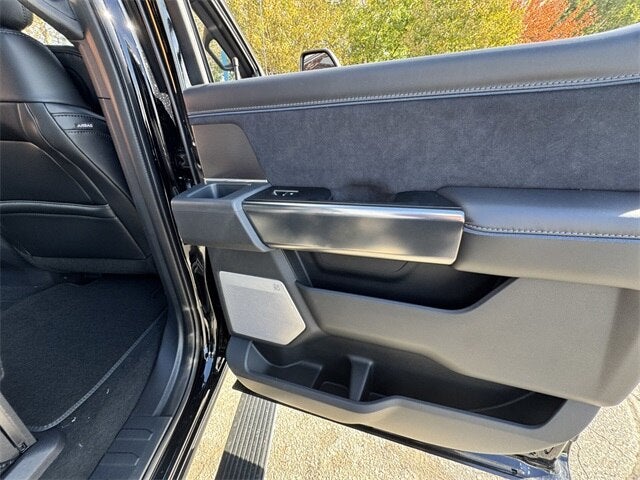 2026 Ford F-450SD Platinum DRW