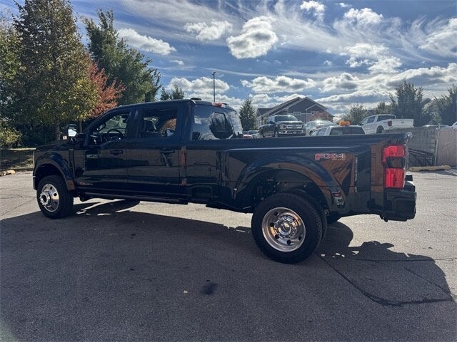 2026 Ford F-450SD Platinum DRW