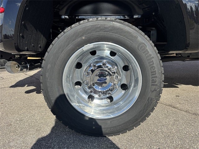 2026 Ford F-450SD Platinum DRW