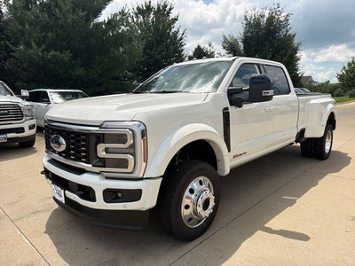 2026 Ford F-450SD Platinum DRW
