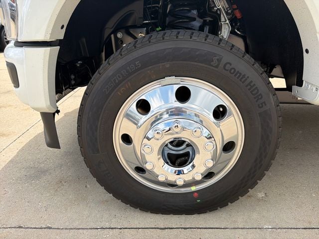 2026 Ford F-450SD Platinum DRW