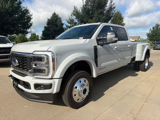 2026 Ford F-450SD Platinum DRW