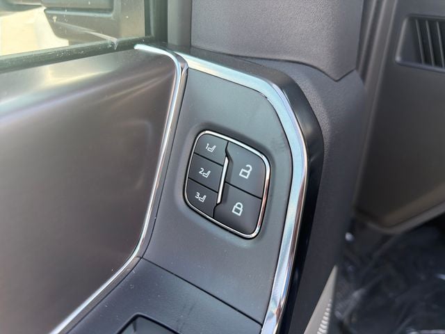 2026 Ford F-450SD Platinum DRW