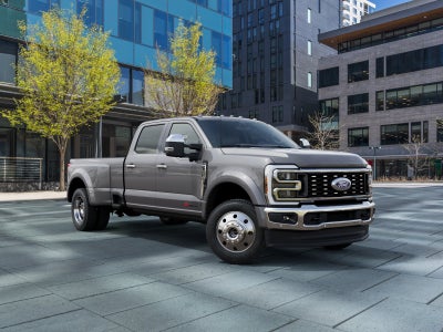 2027 Ford F-450SD Lariat DRW