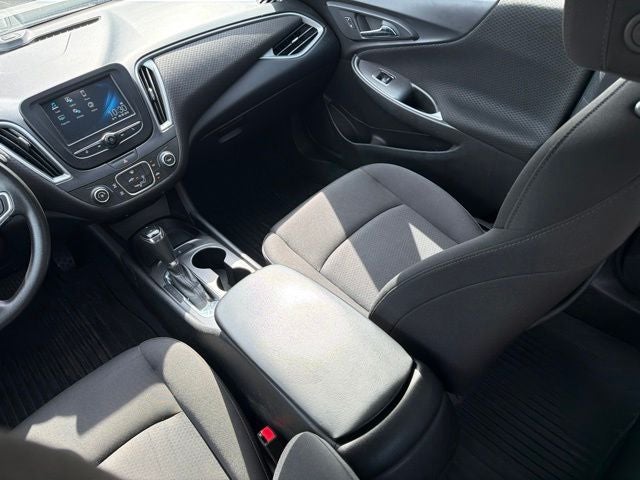 2018 Chevrolet Malibu LS 1LS