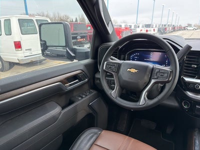 2025 Chevrolet Silverado 3500HD High Country