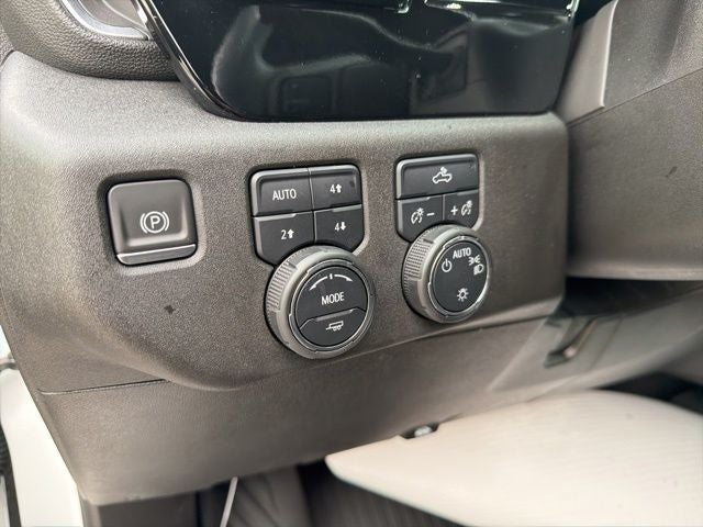 2023 Chevrolet Silverado 1500 LT LT1