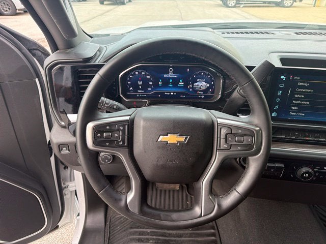 2025 Chevrolet Silverado 1500 LT LT1