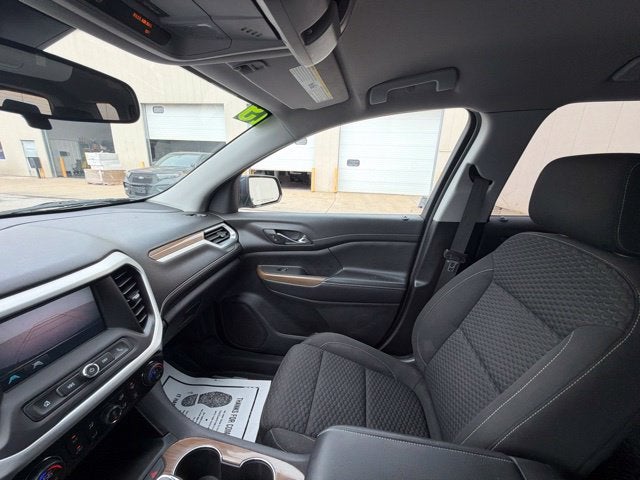 2019 GMC Acadia SLE-1