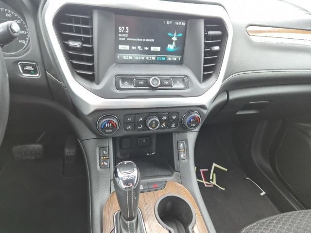 2017 GMC Acadia SLE-2