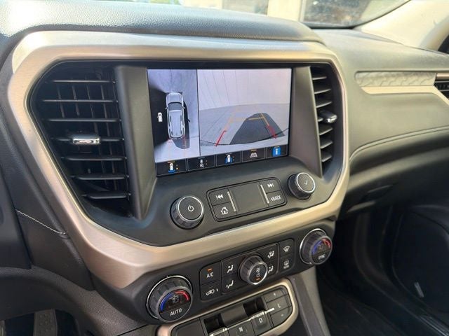 2022 GMC Acadia Denali