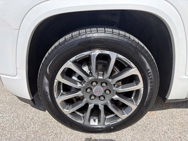 2022 GMC Acadia Denali