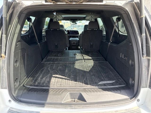 2025 Chevrolet Suburban LT