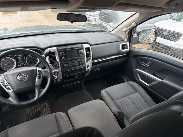 2018 Nissan Titan SV