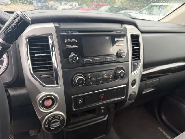 2018 Nissan Titan SV