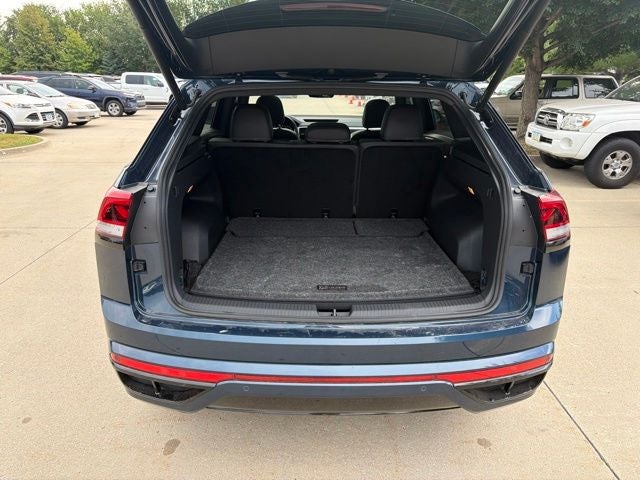 2023 Volkswagen Atlas Cross Sport 2.0T SEL R-Line