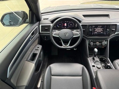 2023 Volkswagen Atlas Cross Sport 2.0T SEL R-Line