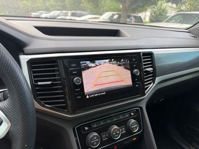 2023 Volkswagen Atlas Cross Sport 2.0T SEL R-Line