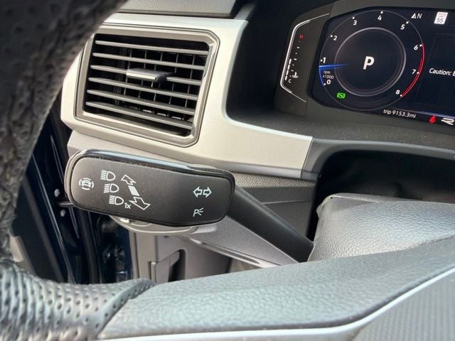 2023 Volkswagen Atlas Cross Sport 2.0T SEL R-Line
