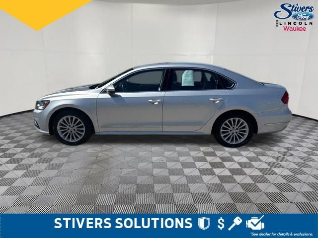 2016 Volkswagen Passat 1.8T SE