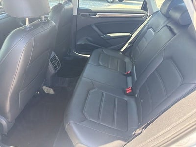 2016 Volkswagen Passat 1.8T SE