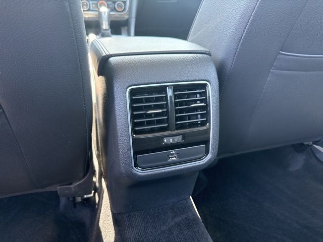 2016 Volkswagen Passat 1.8T SE