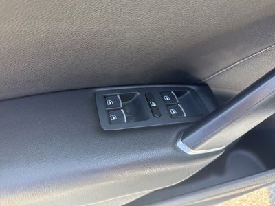 2016 Volkswagen Passat 1.8T SE