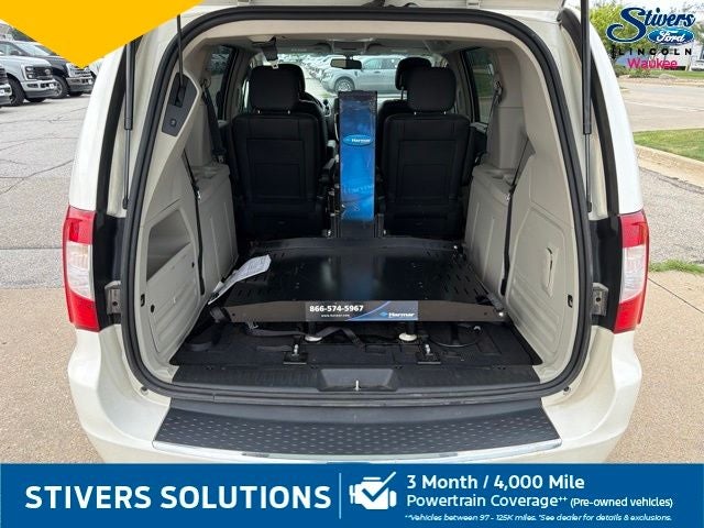 2011 Chrysler Town & Country Touring-L