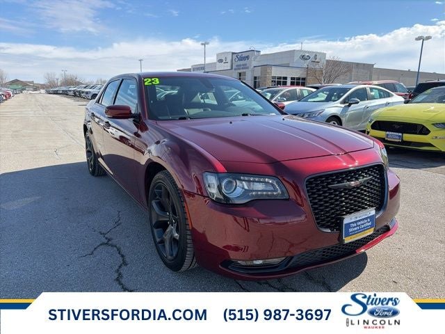 2023 Chrysler 300 S