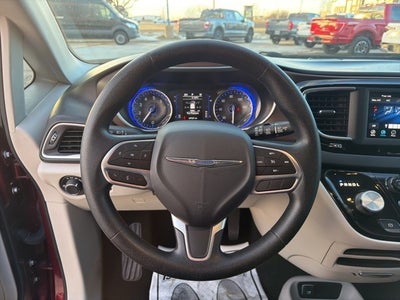 2019 Chrysler Pacifica LX