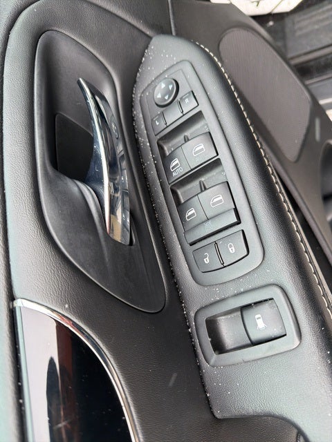 2015 Chrysler Town & Country S