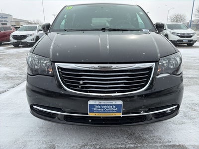 2015 Chrysler Town & Country S