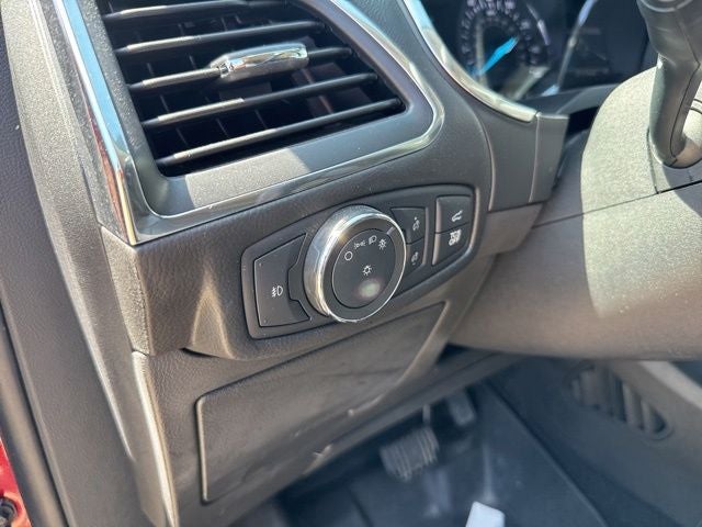 2021 Ford Edge Titanium