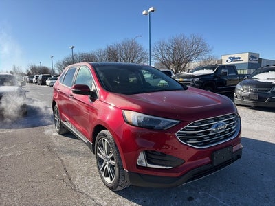 2022 Ford Edge Titanium