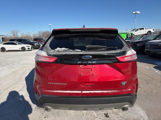 2022 Ford Edge Titanium