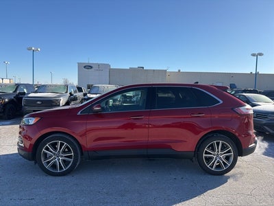 2022 Ford Edge Titanium