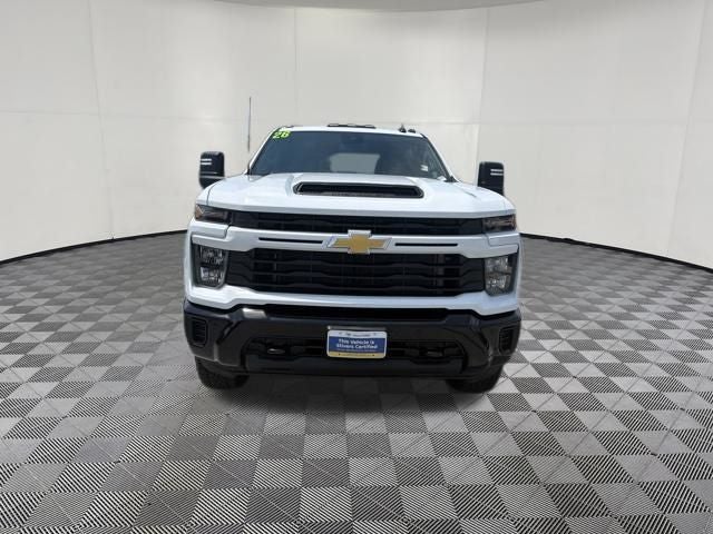 2026 Chevrolet Silverado 2500HD Custom