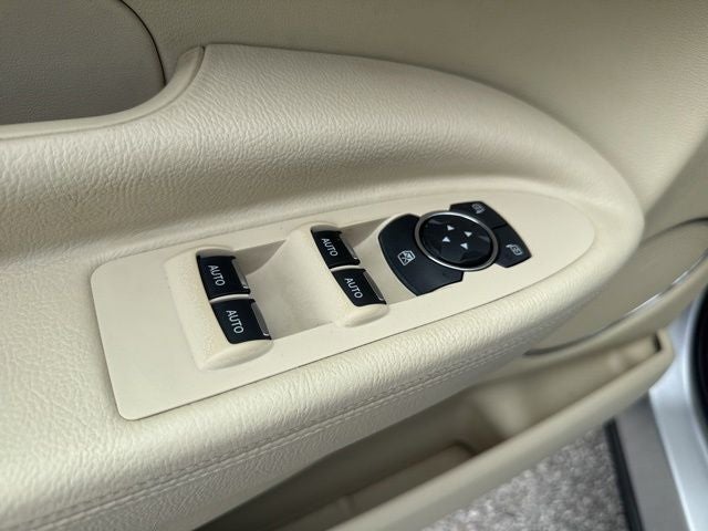 2019 Lincoln MKT Standard