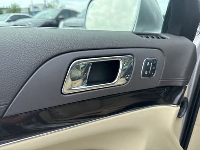 2019 Lincoln MKT Standard