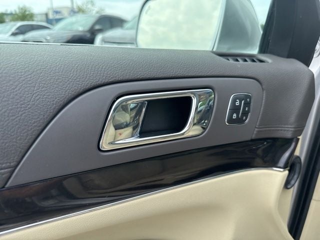 2019 Lincoln MKT Standard