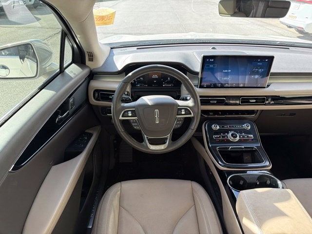 2022 Lincoln Nautilus Standard