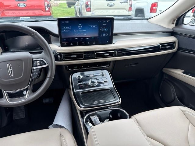 2023 Lincoln Nautilus Standard